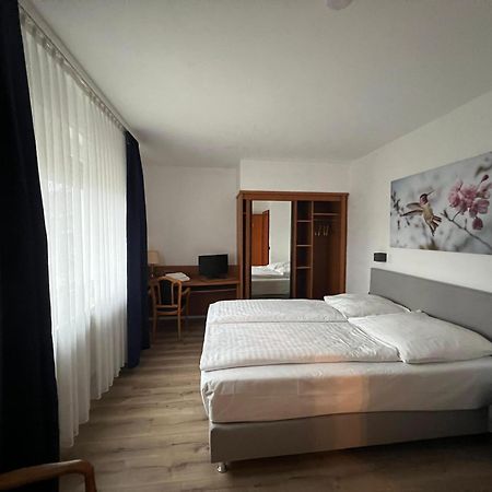 Hotel 9-Enhof Wuppertal Buitenkant foto